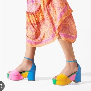 Charlotte Stone Bailey Carousel size 8